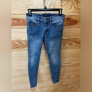 Aeropostale Low Rise Jegging